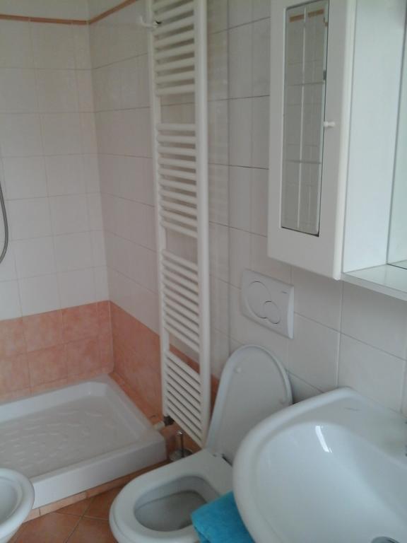 L.T. Schneider B&B Bologne Chambre photo